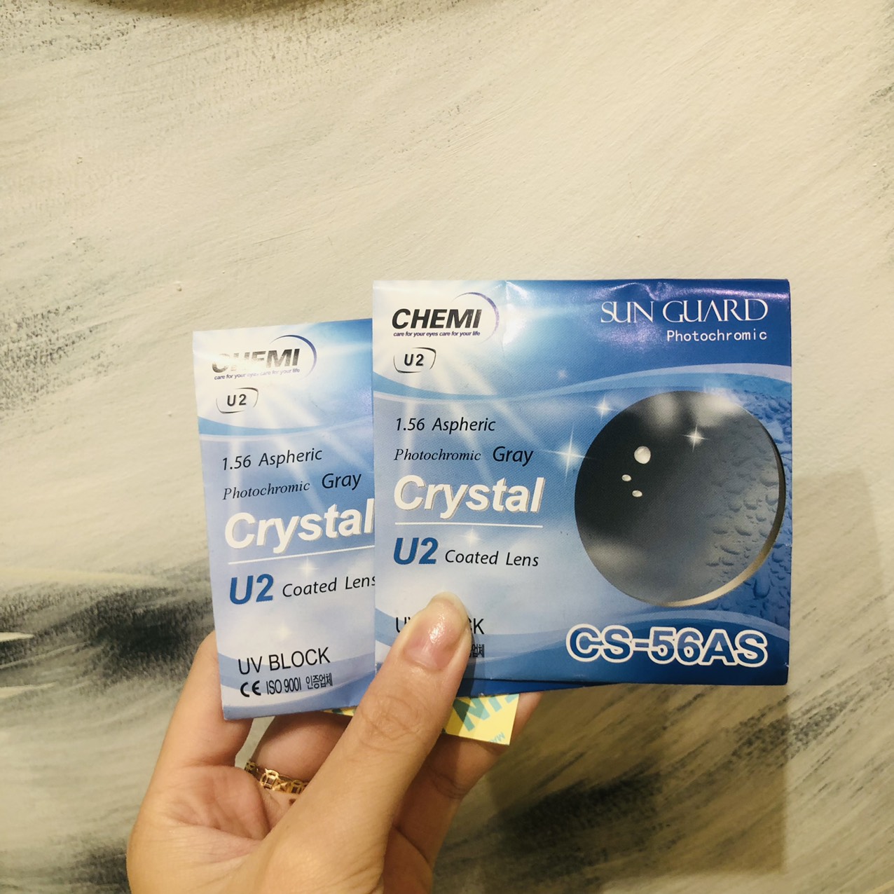 Tròng kính đổi màu cận -viễn-loạn-lão thời trang CHEMI1.56