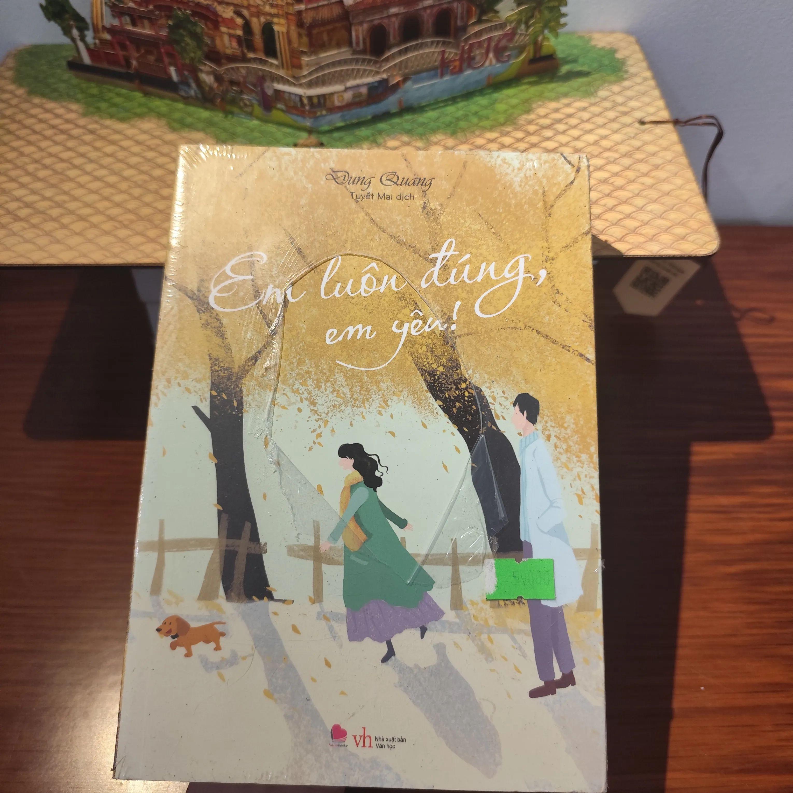 Em luôn đúng em yêu