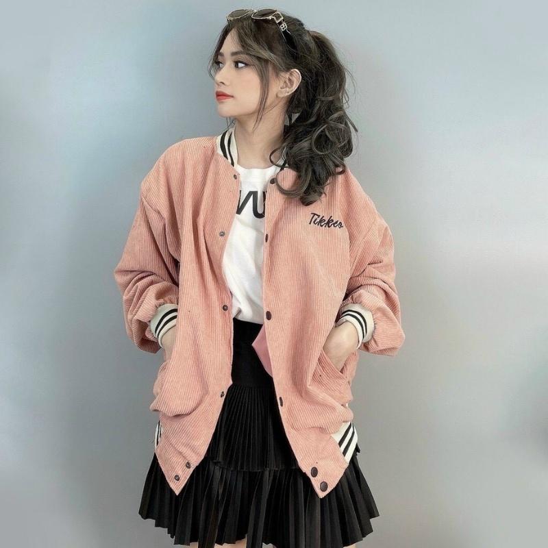 Áo khoác bomber nhung nữ nam unisex gió jacket cúc bấm form rộng local brand ulzzang phong cách hàn quốc đep TIKKEO