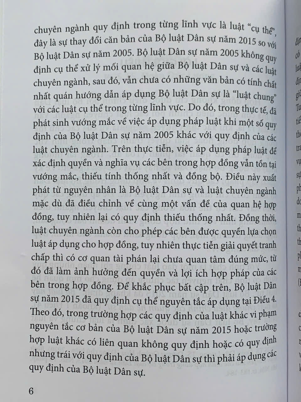 Áp dụng bộ luật dân sự và luật chuyên ngành trong lĩnh vực hợp đồng