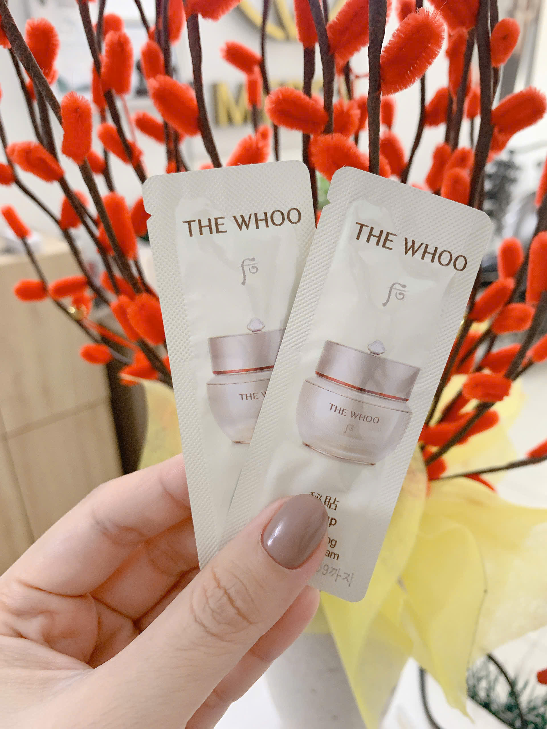 Combo 30 gói Kem dưỡng chống lão hóa WHOO Bichup Anti-Aging Repair Cream 1ml