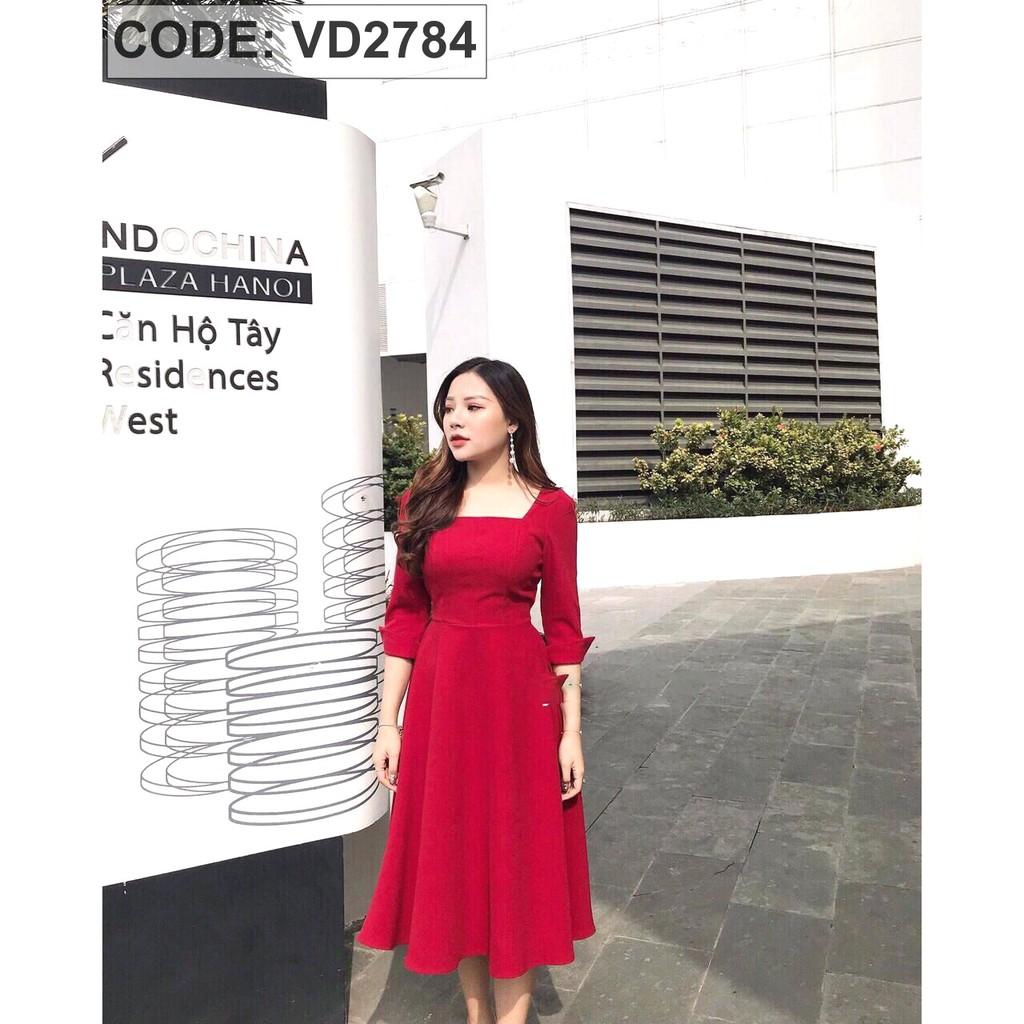Đầm Xòe Màu Đỏ Tay Lỡ Cổ Vuông mã VD2784140