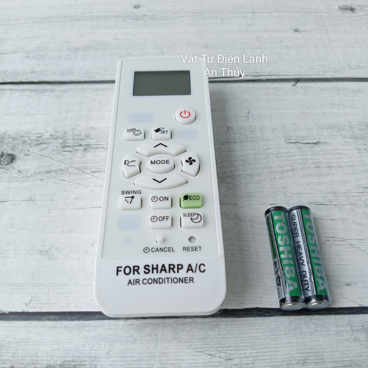 Điều khiển điều hòa SHARP chiếc lá nút nguồn đỏ - Tặng kèm pin hàng hãng