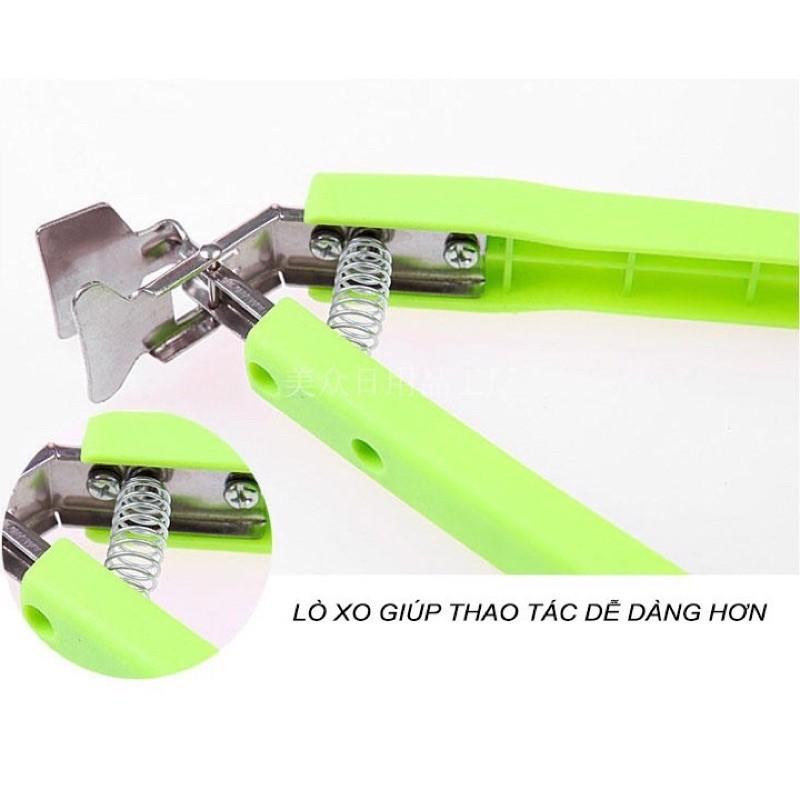Dụng cụ gắp đồ nóng có lò xo tiện lợi