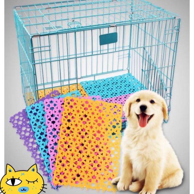 Tấm lót sàn chuồng mèo, chuồng chó bằng nhựa nhiều màu bằng nhựa PVC 20x30cm
