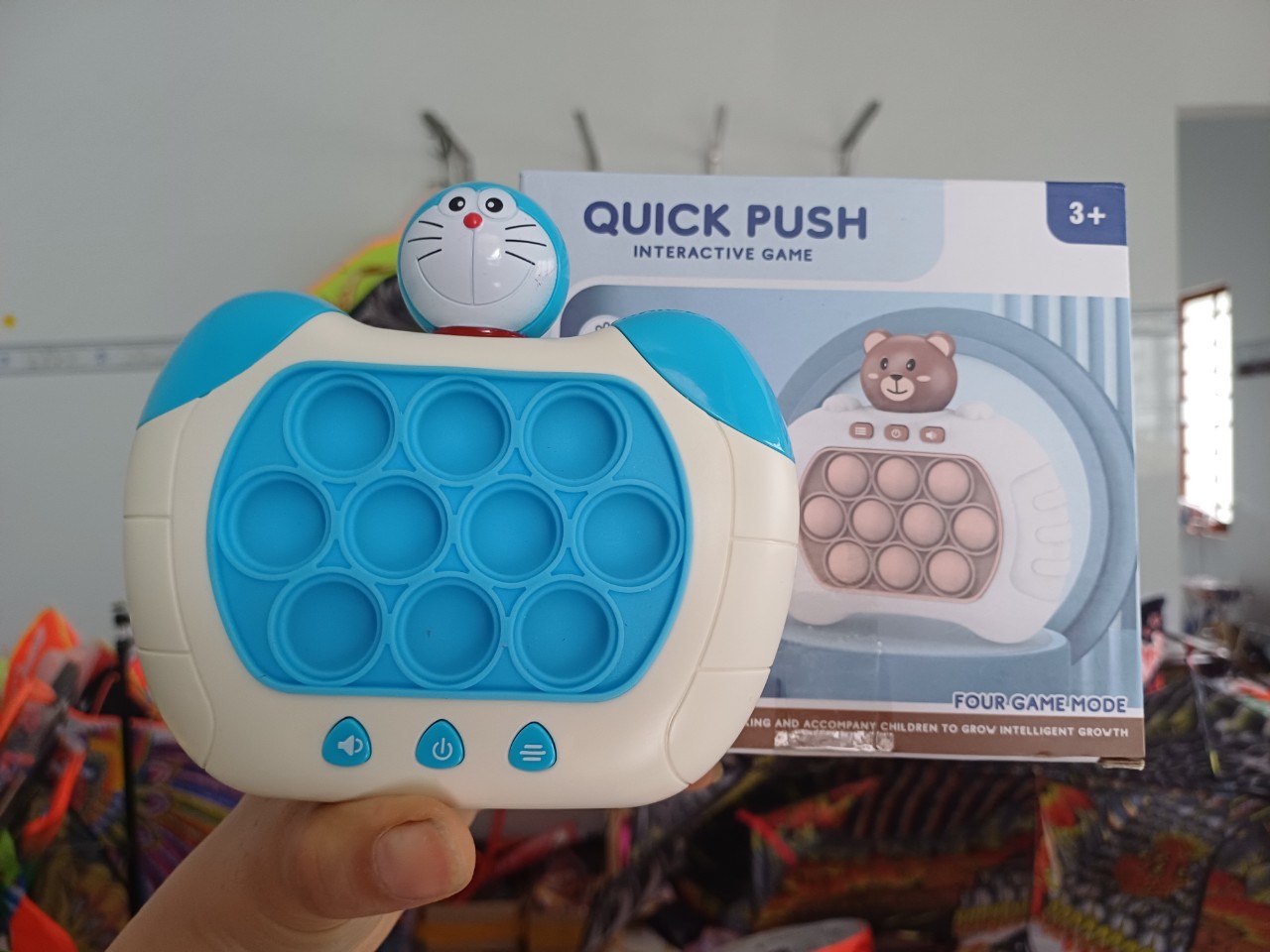 MÁY ĐỒ CHƠI THÔNG MINH POP IT ĐIỆN TỬ THẾ HỆ MỚI – MÁY CHƠI GAME BẤM NÚT THEO NHẠC