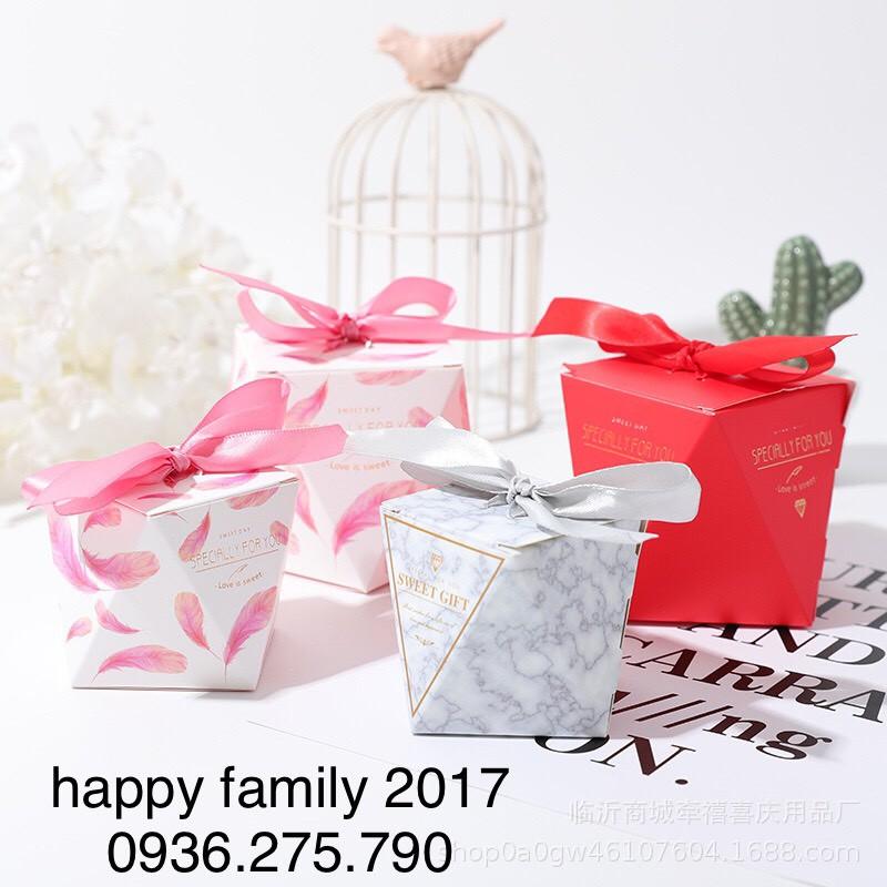 Set 20 / 50 hộp quà cưới kèm dây ruy băng