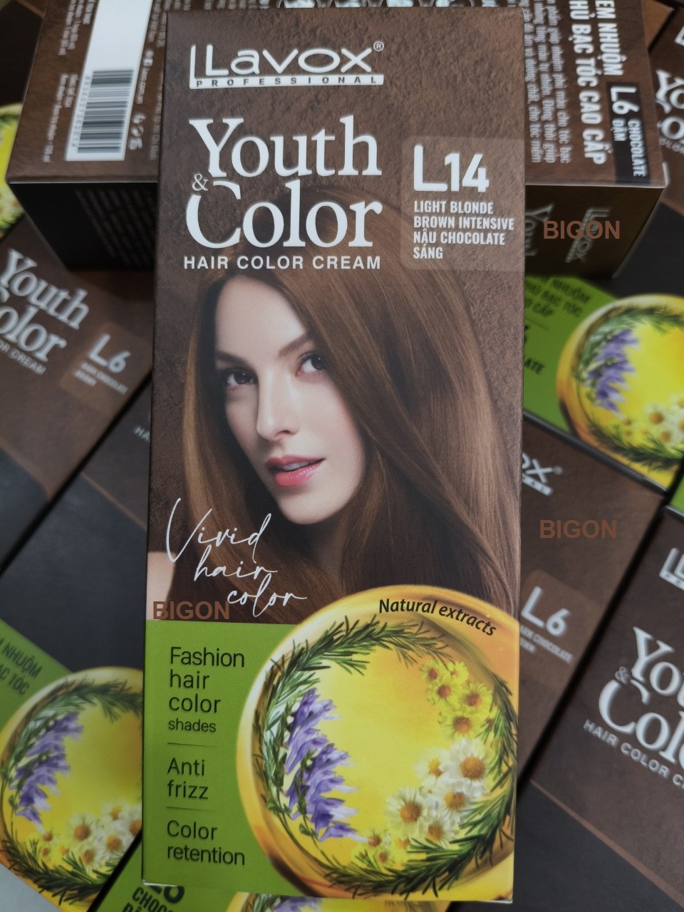 Nâu Chocolate Sáng - Combo 2 Kem Nhuộm Tóc Màu Thời Trang Lavox Youth&amp;Color L14 Nâu Chocolate Sáng + L24 Nâng Tông Màu (Sử Dụng Màu L24 Để Nâng Tông Màu Tóc Trước Khi Nhuộm Màu L14 Nâu Chocolate Sáng)