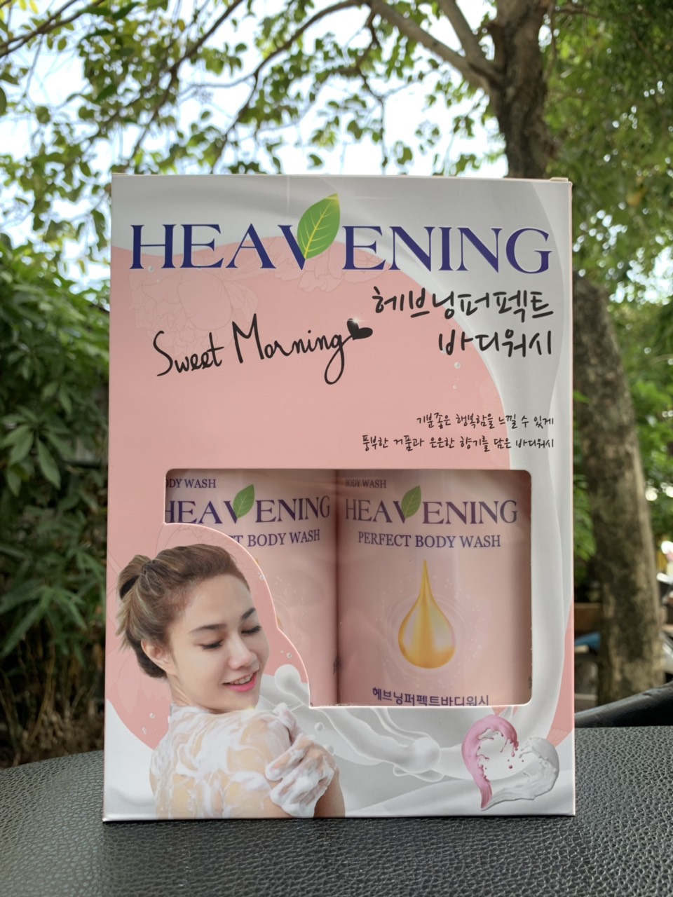 Combo 02 chai Sữa tắm dưỡng ẩm, làm trắng da cao cấp Heavening Perfect TẶNG KÈM Hộp & Túi đựng