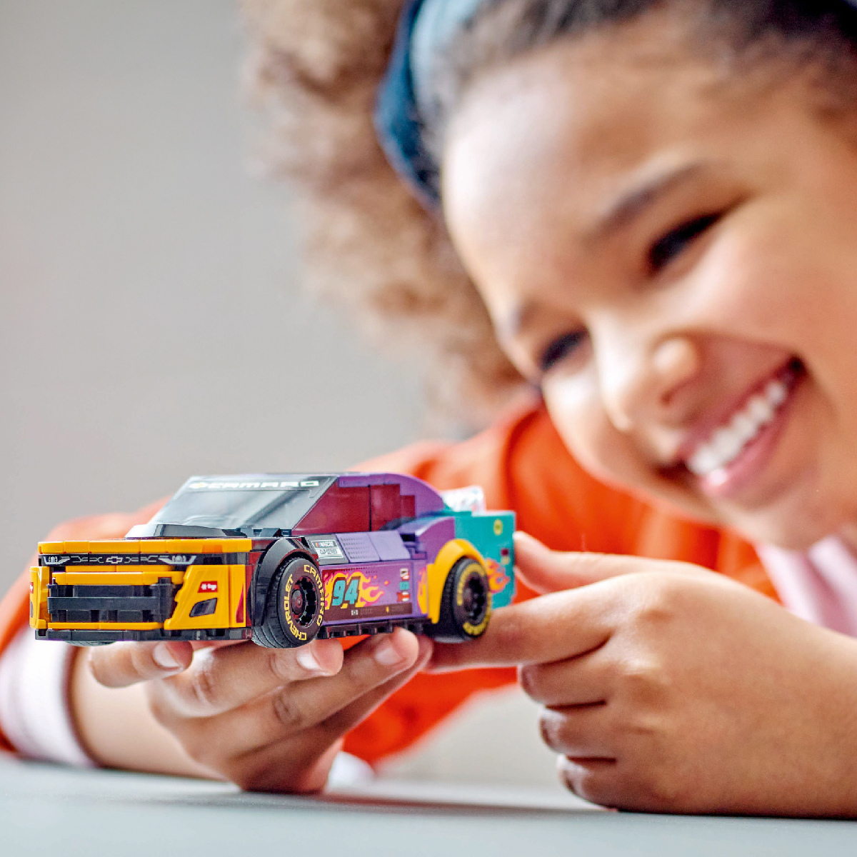 LEGO SPEED CHAMPIONS 76935 Đồ Chơi Lắp Ráp Siêu Xe NASCAR Next Gen Chevrolet Camaro ZL1 (328 Chi Tiết)