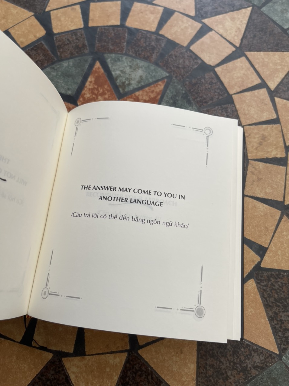 ĐÁP ÁN CHO MỌI CÂU HỎI CỦA BẠN – Carol Bolt – Minh Hạnh dịch – Asbooks – AZ VIETNAM – NXB Thế Giới