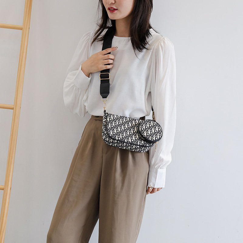 Túi đeo chéo nữ thời trang Hàn Quốc