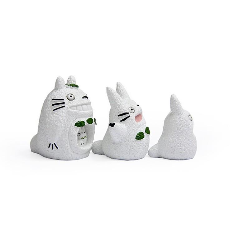 Mô hình Totoro và các bạn nghịch tuyết thích hợp trang trí tiểu cảnh, bể thủy sinh, terrarium, DIY