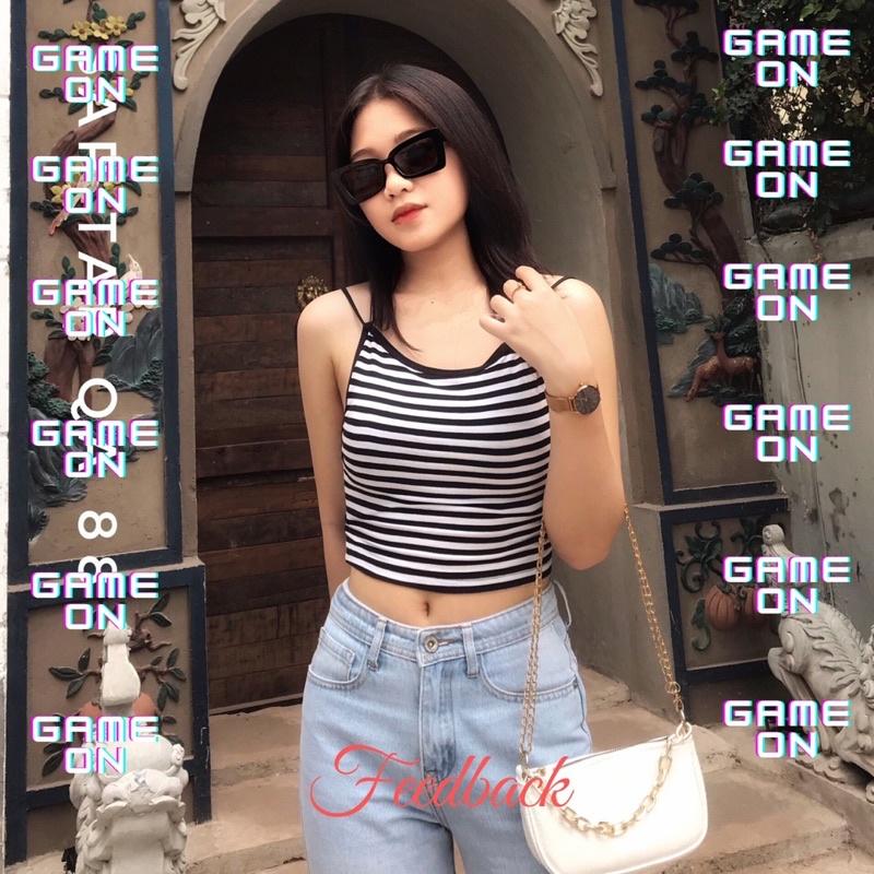 Áo croptop ôm dáng cực đỉnh kết hợp với outfit là hết bài
