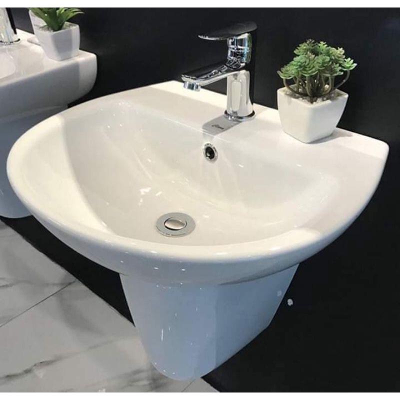 Lavabo sứ treo tường