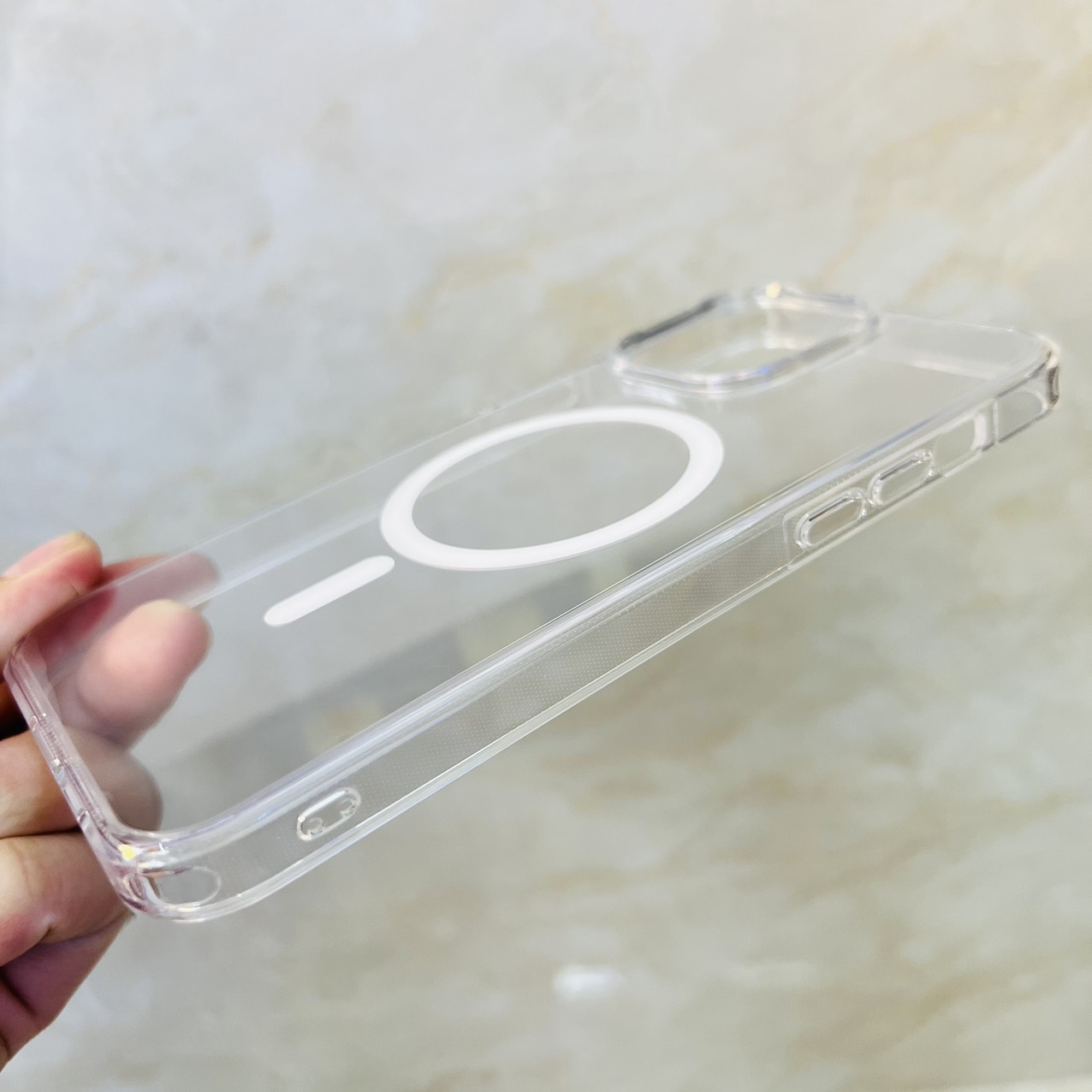 Ốp lưng cho iPhone 15 Pro Max Likgus trong suốt Magnetic- hàng chính hãng