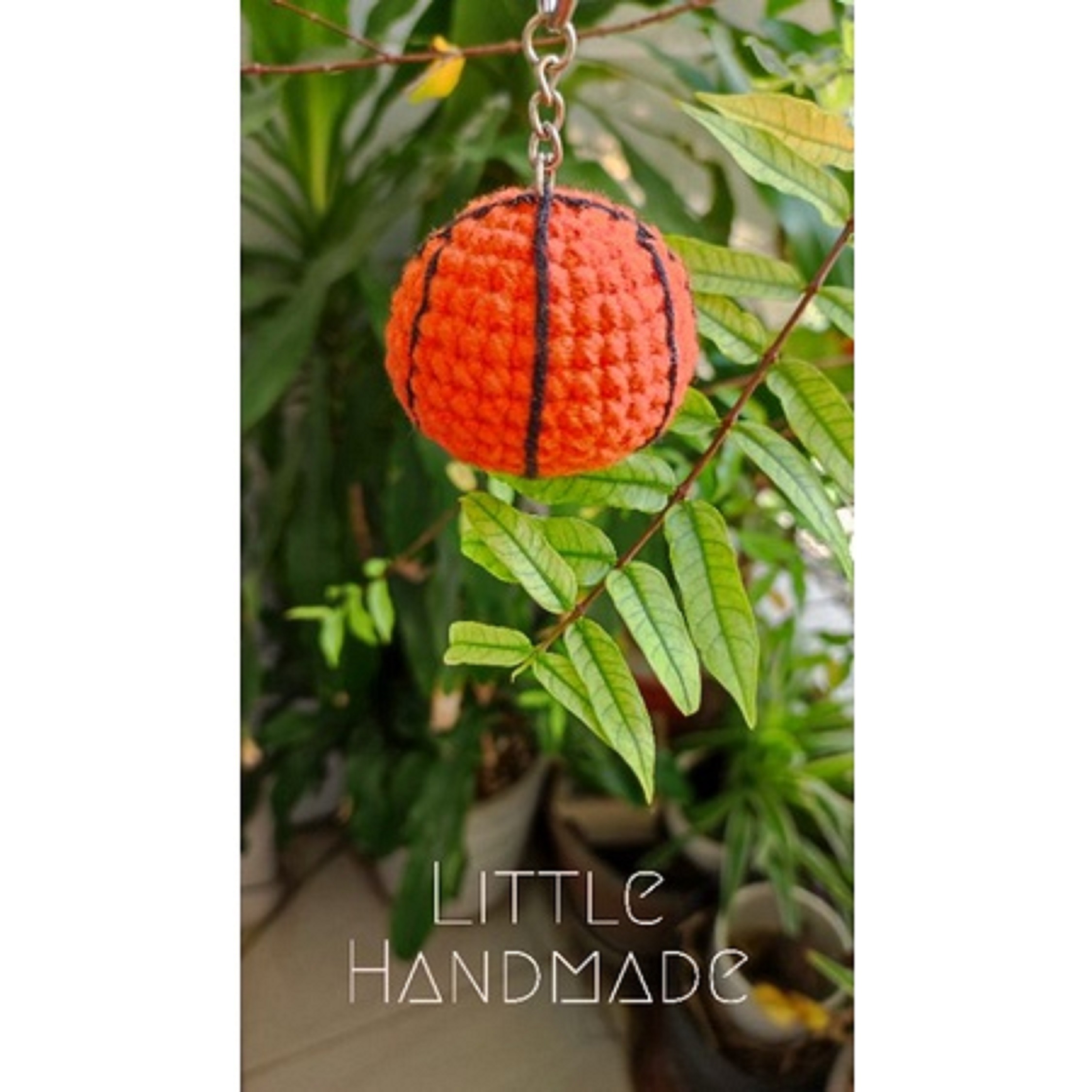 Móc khoá bóng rổ bằng len handmade