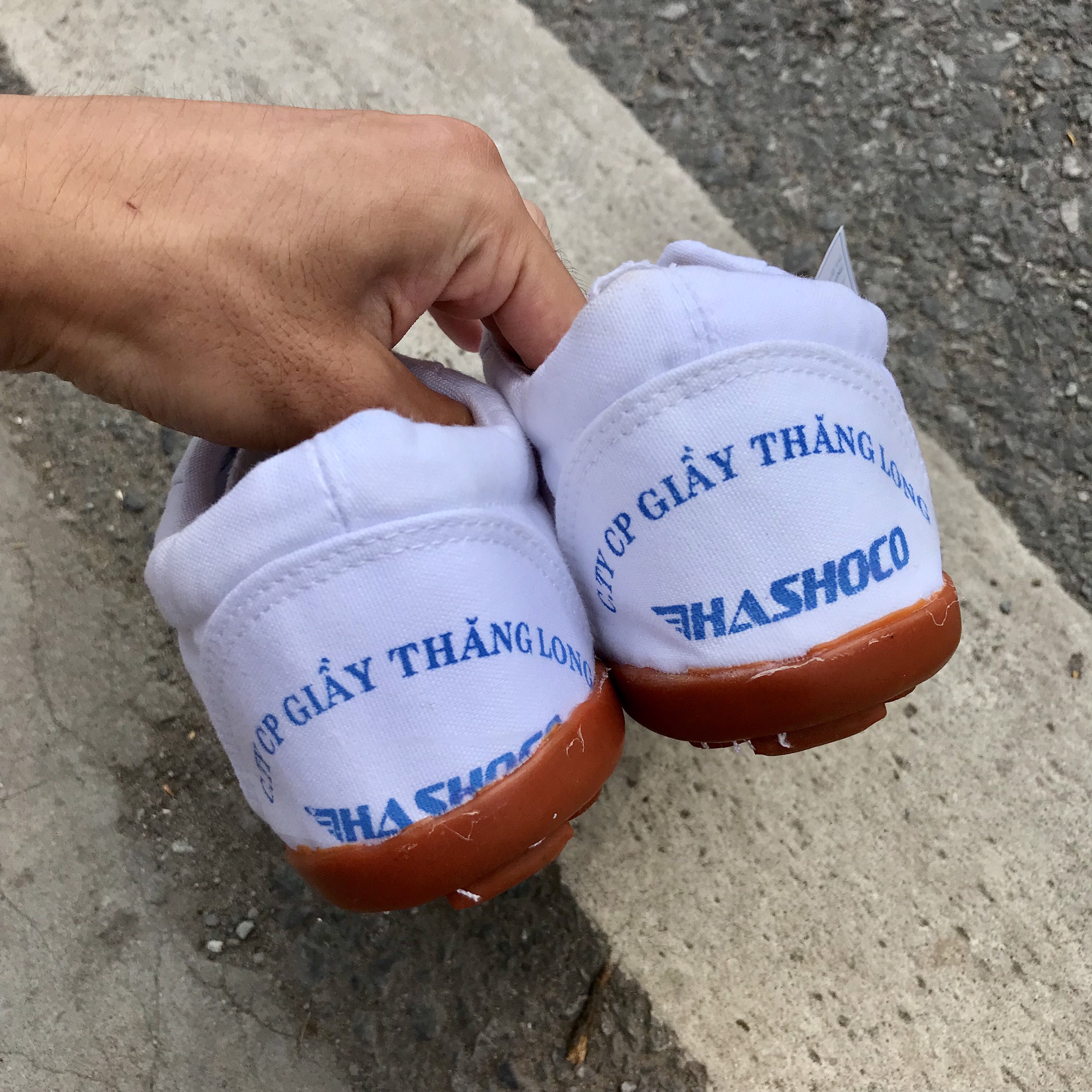 Siêu phẩm mẫu giày vải đá banh đá bóng cao cấp nhất năm 2022-2023