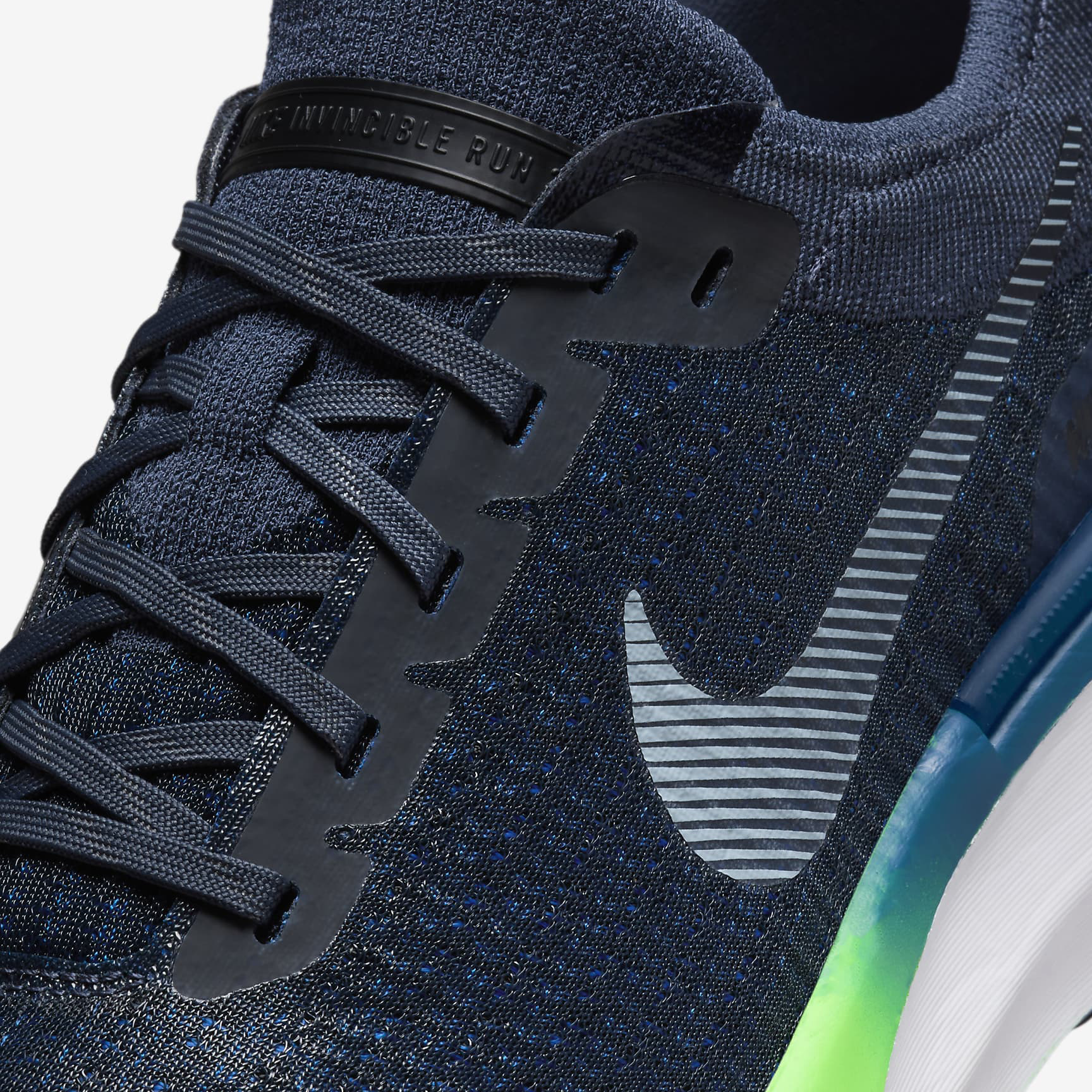 Giày chạy bộ nam NIKE ZOOMX INVINCIBLE RUN FK 3