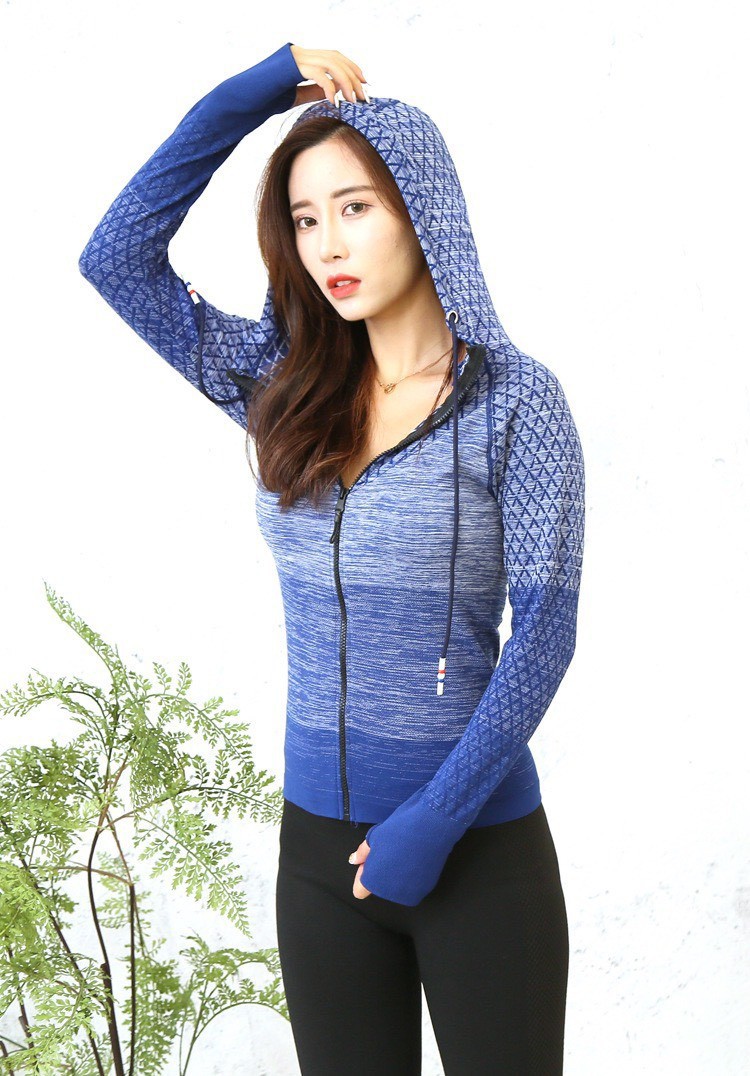 ÁO KHOÁT THỂ THAO NỮ CHỐNG TIA UV TỐT