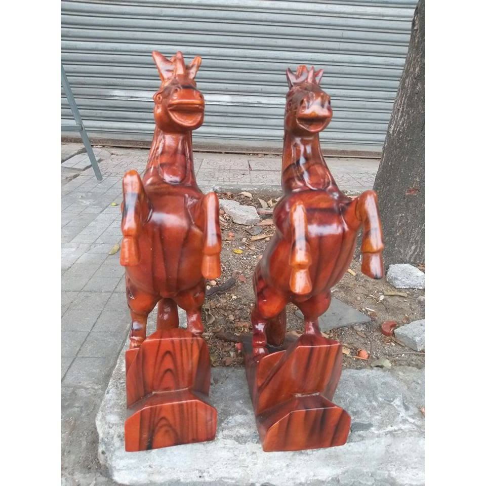 Ngựa gỗ phong thuỷ - Cặp ngựa gỗ xoan đào siêu đẹp cao 60cm