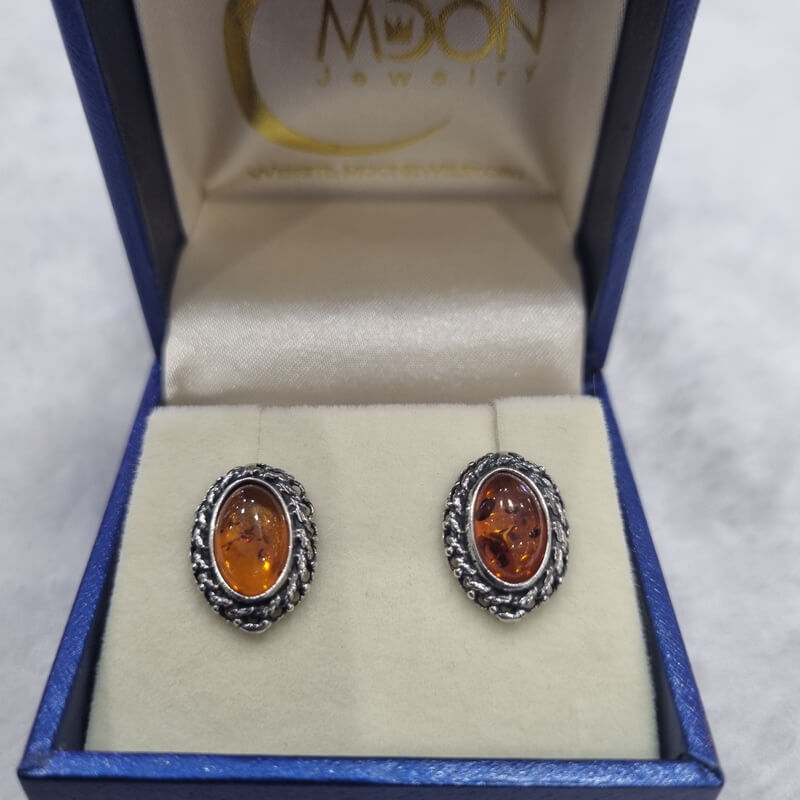 Bông Tai Hổ Phách Baltic màu Cognac (BHP0001) - MOON Jewelry