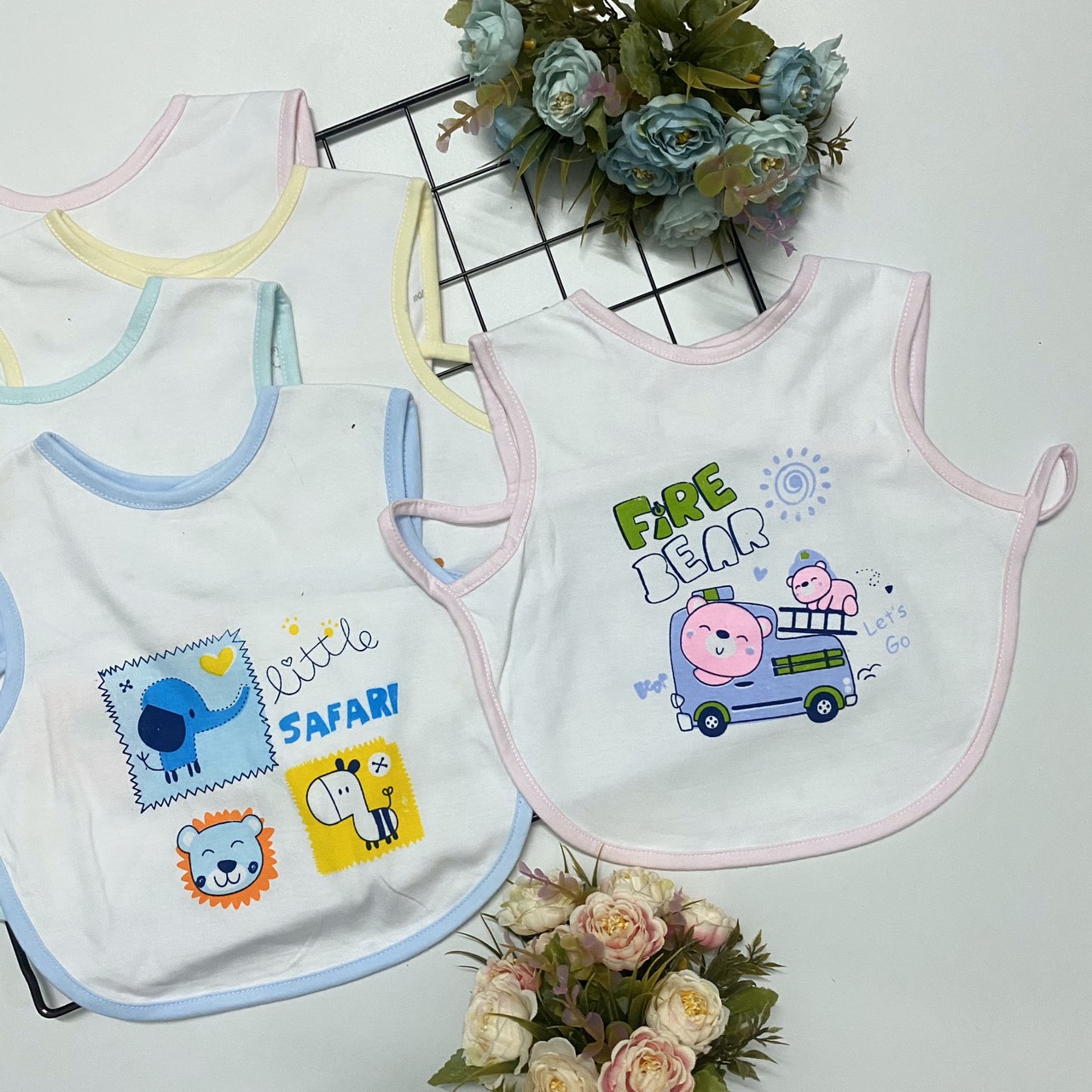 Combo 3 yếm áo cotton ăn dặm JOU cho bé trai, bé gái, chất vải cotton 100% mềm, mịn, thoáng mát, giữ gìn vệ sinh cho bé yêu