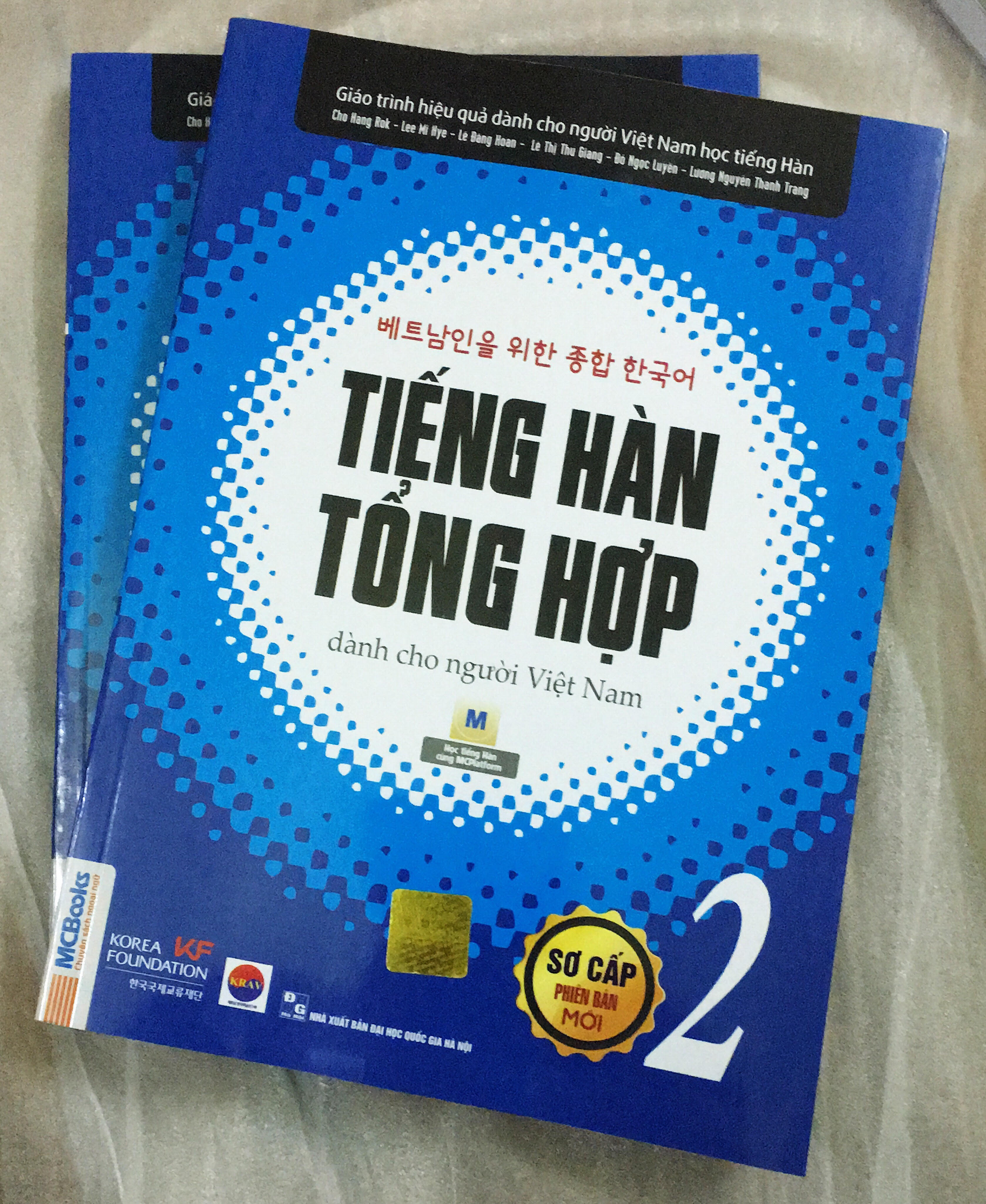 Combo Tiếng hàn tổng hợp dành cho người việt nam 2- bản mới 2019, in thường ( Tập 2+bài tập 2) + Tập viết tiếng hàn + Tự học tiếng hàn dành cho người bắt đầu + Tặng kèm bút bi 4 màu diêu đẹp