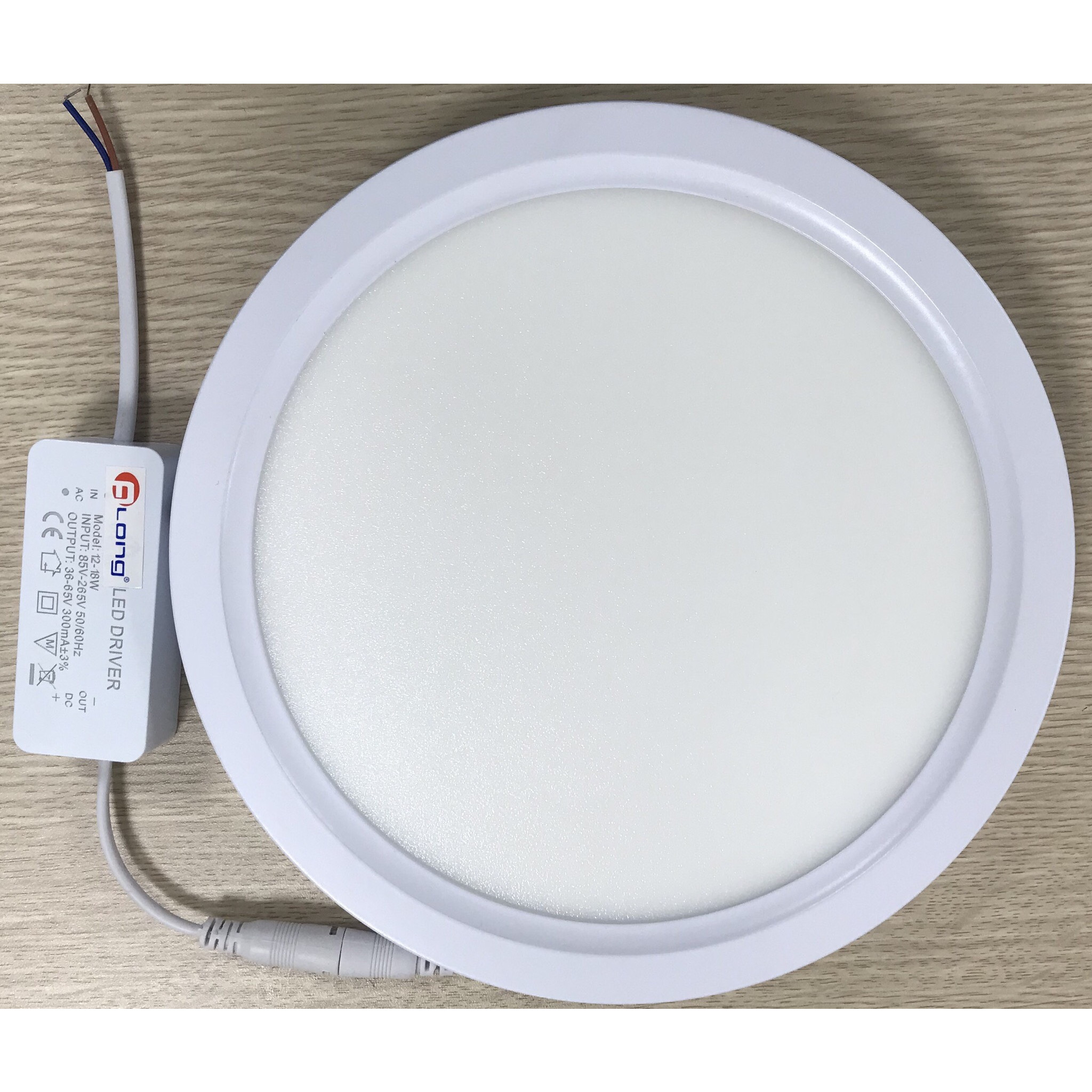 ĐÈN LED ÂM TRẦN ỐP NỔI 18W