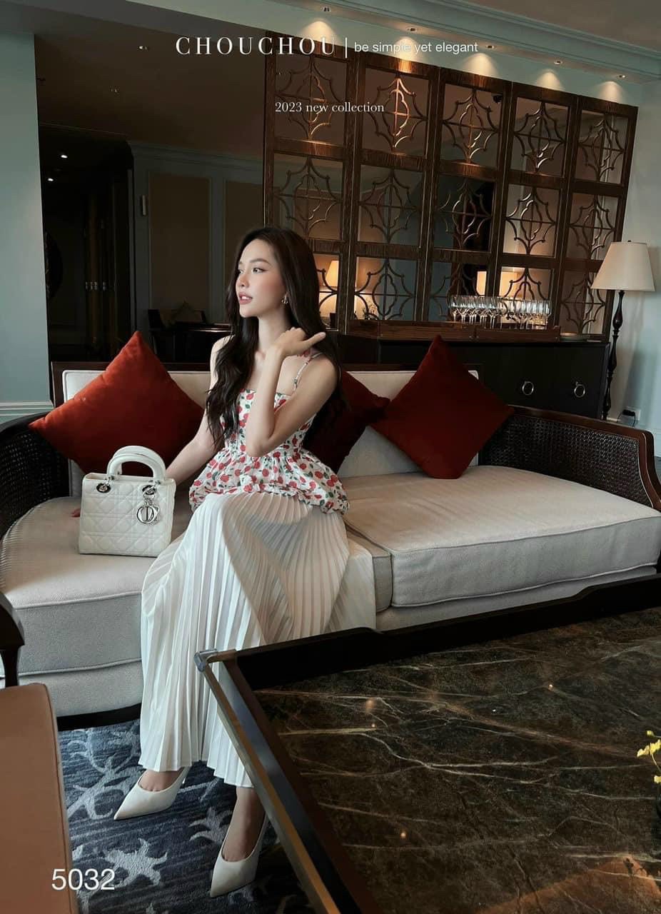 CHÂN VÁY DẬP LY KÈM ÁO VOAN 2 DÂY 3 MÀU Y HÌNH