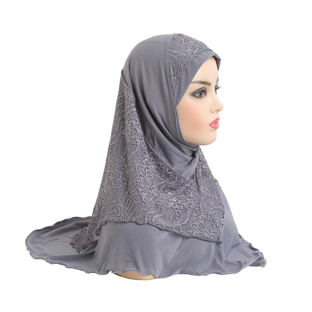 Khăn trùm đầu Hijab Đạo Hồi Malaysia Indonesia woman wearing a headscarf, head coverings