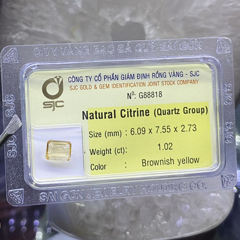 Mặt đá thạch anh vàng citrine kiểm định tự nhiên