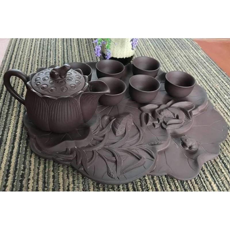 Bộ ấm trà Hồng Sa vuốt đắp sen nổi
