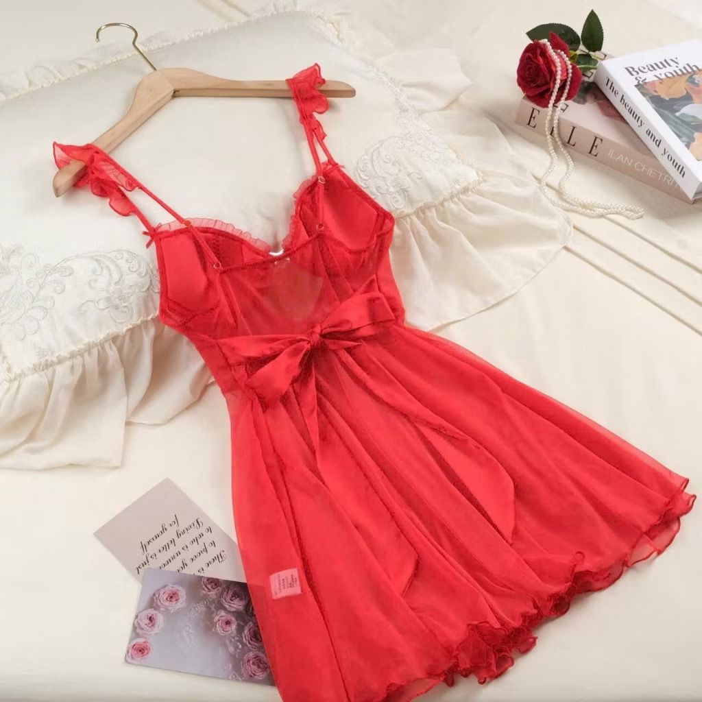 Váy Ngủ D57 Ren Lưới Xuyên Thấu Có Gọng Có Mút Kèm Chip Xinh Xắn