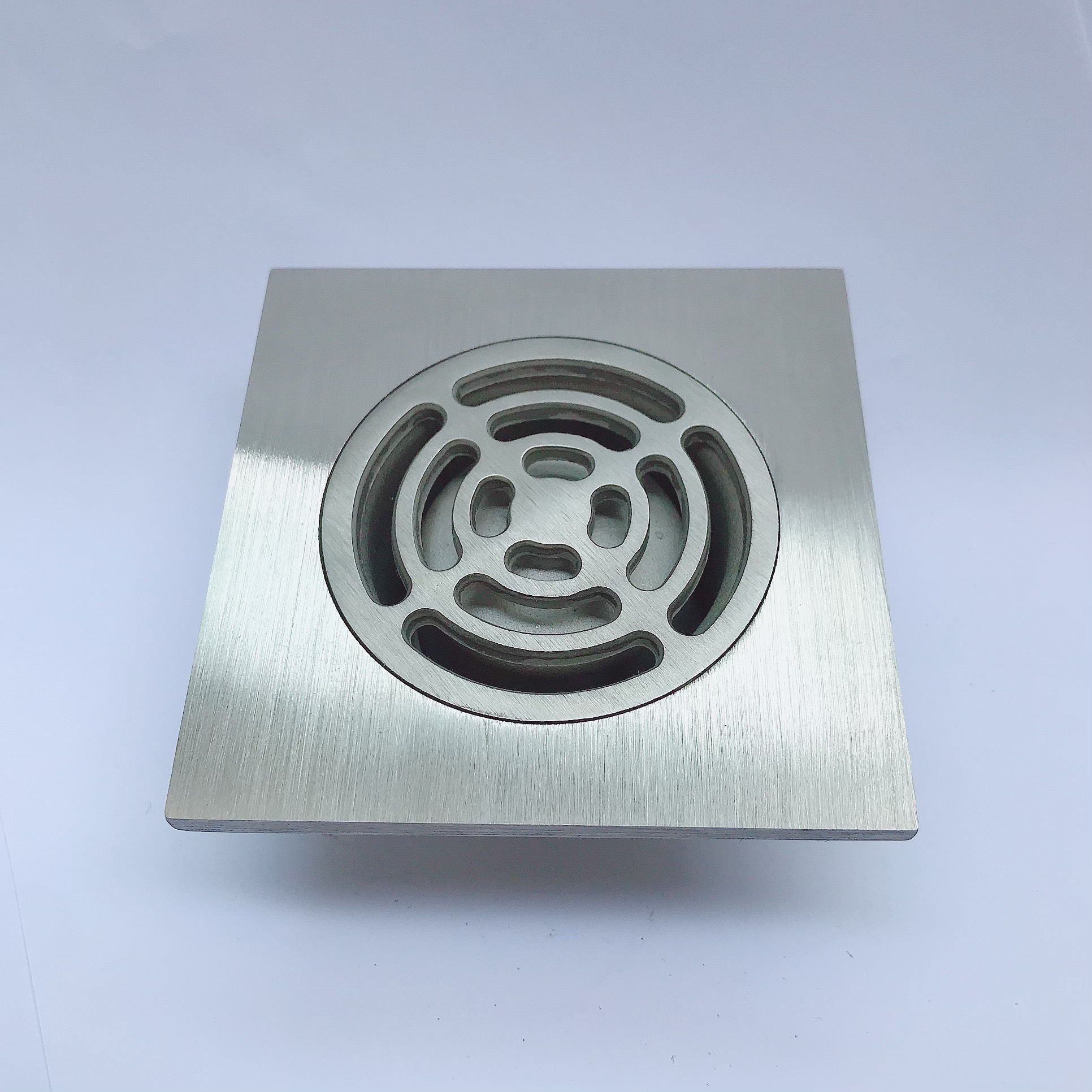 Phễu thoát sàn đúc nguyên khối GL SUS304, chống hôi, thoát nước nhanh phi 60-90