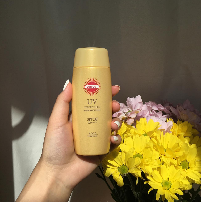 Sữa Chống Nắng Suncut UV Essence Super Water Proof 60g