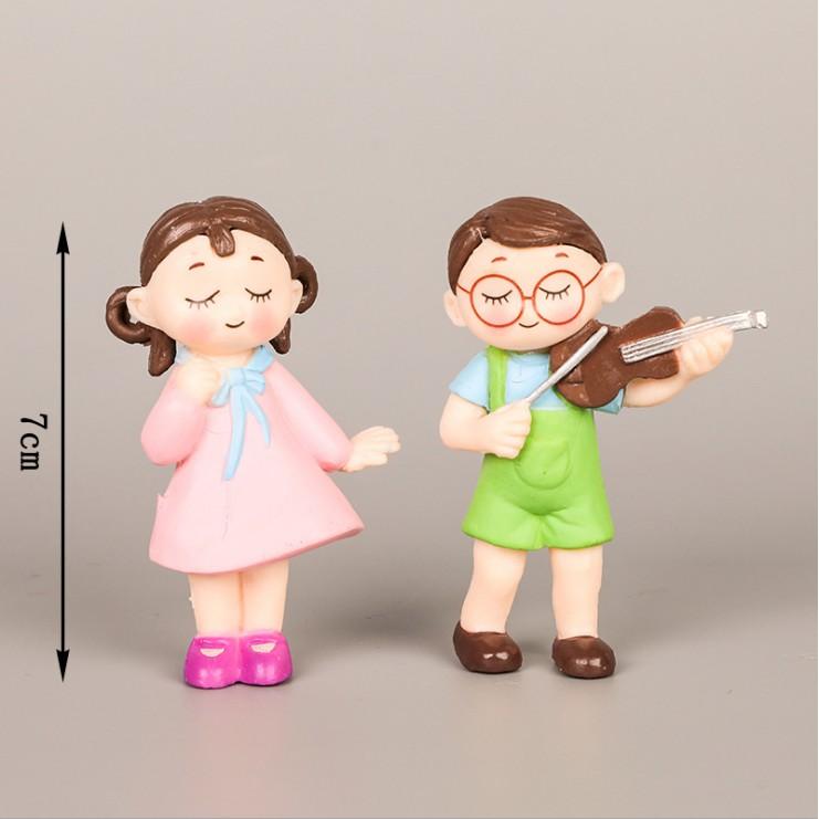 Combo mô hình tiểu cảnh "Các bạn nhỏ biểu diễn văn nghệ" dùng trang trí bánh, terrarium, móc khóa, DIY