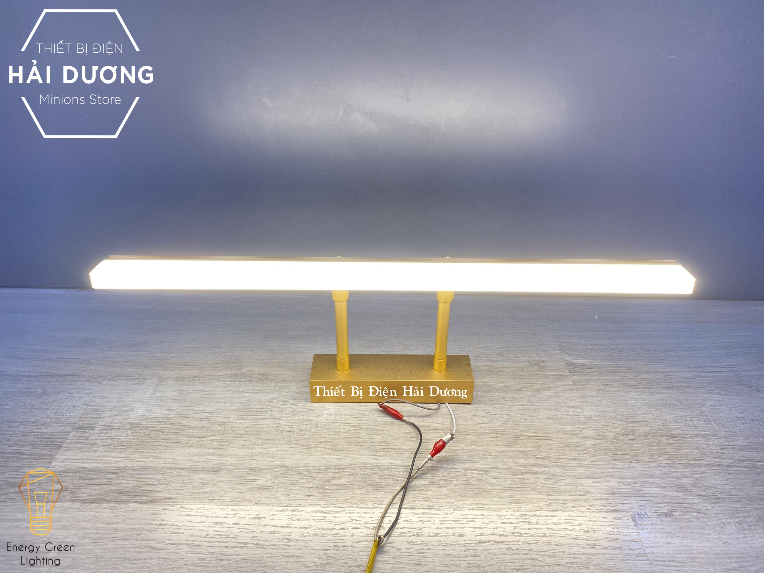 Đèn soi tranh - Đèn rọi gương Led Model 1032 40cm 7w 3 Chế Độ Ánh Sáng - Điều chỉnh được góc chiếu