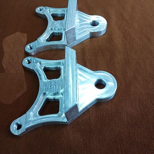 Pas đỉa sau heo gắn xe máy ex135 220mm