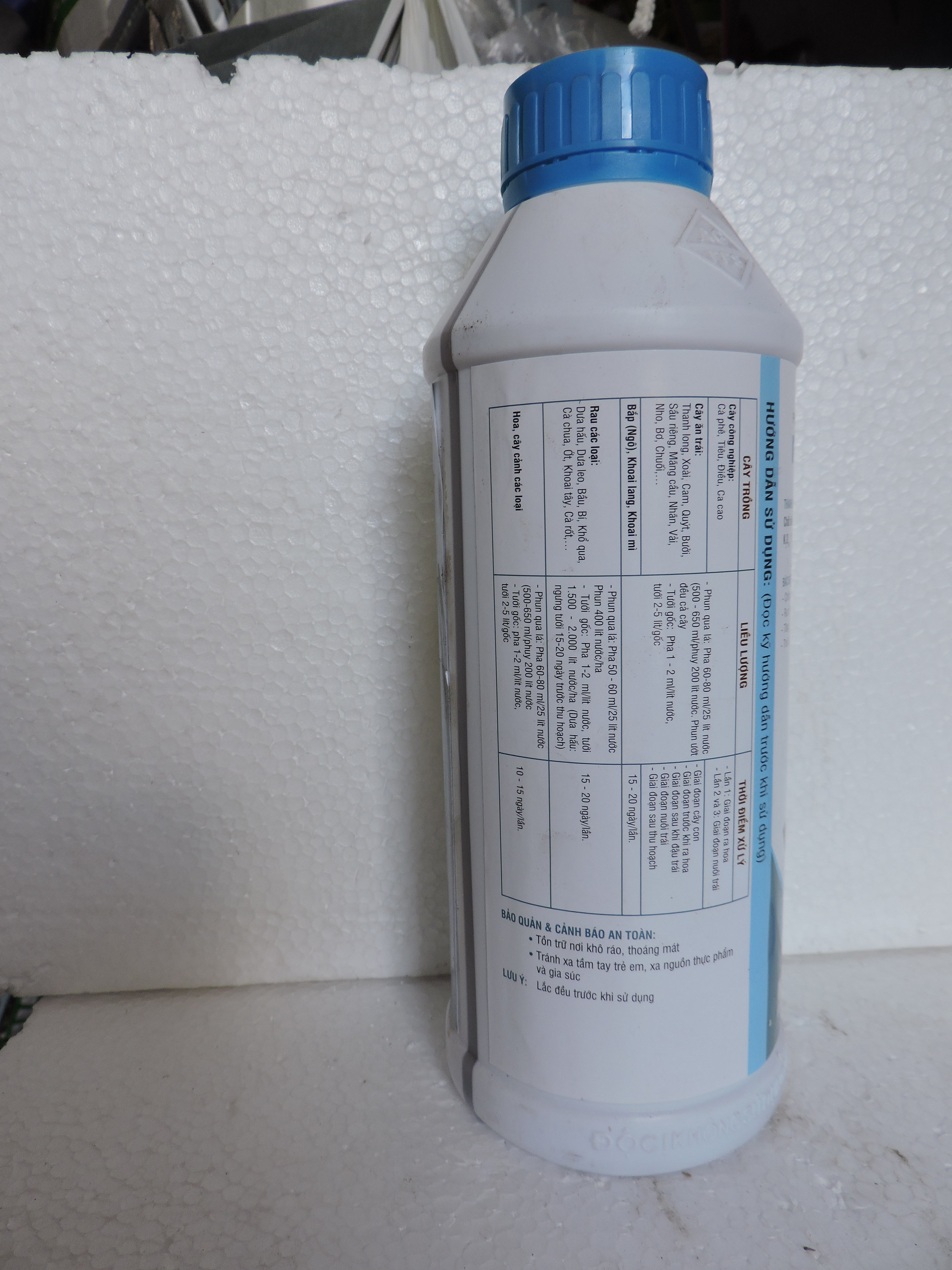 Phân Bón Lá Hữu Cơ Khoáng GOODWELL Chuyên Dùng Tưới Gốc, Giúp Cây Chống Chịu Khô Hạn, Ra Rễ Nhiều, Cành cực Mạnh, Tăng ra hoa đậu trái, ít rụng, Trái đều chai 1 lít
