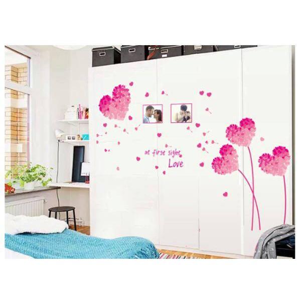 Decal dán tường hoa trái tim hồng