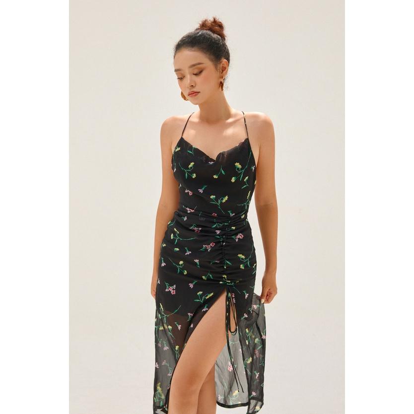 Nene Clothing - Đầm hoa đen xẻ tà dây rút
