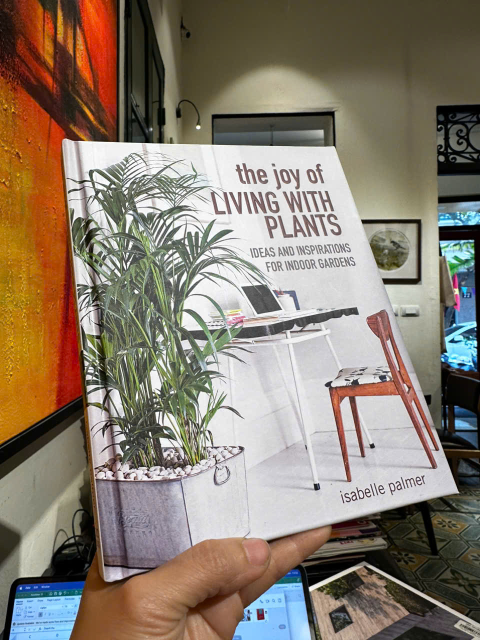 Sách - The Joy of Living with Plants: Ideas and inspirations for indoor gardens by Isabelle Palmer - Sách tiếng anh