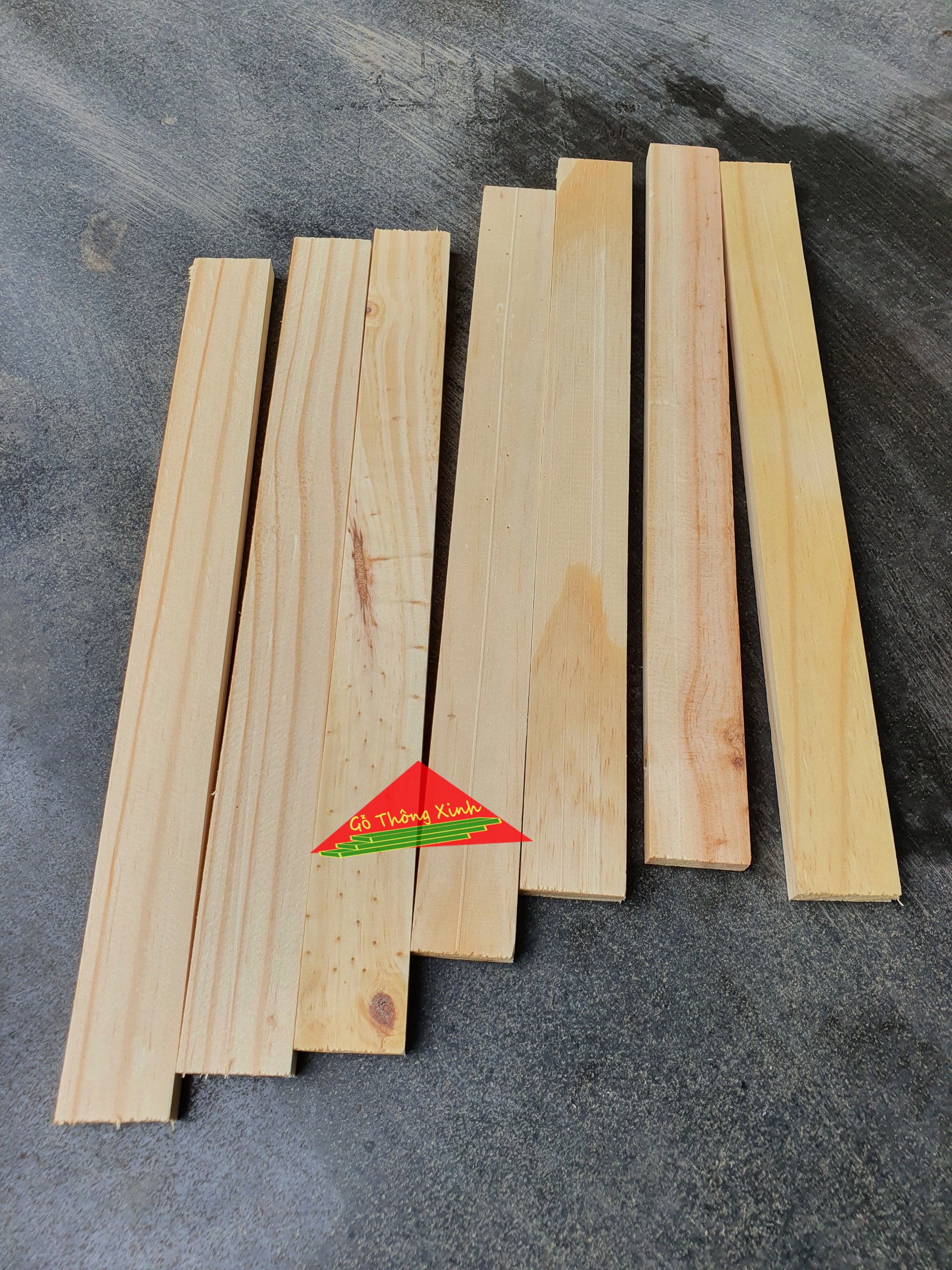 Thanh gỗ thông dày 1cm,rộng 3cm,dài 60cm dùng làm nẹp chỉ, làm thùng gỗ decord, đóng chuồng thú cưng, DIY