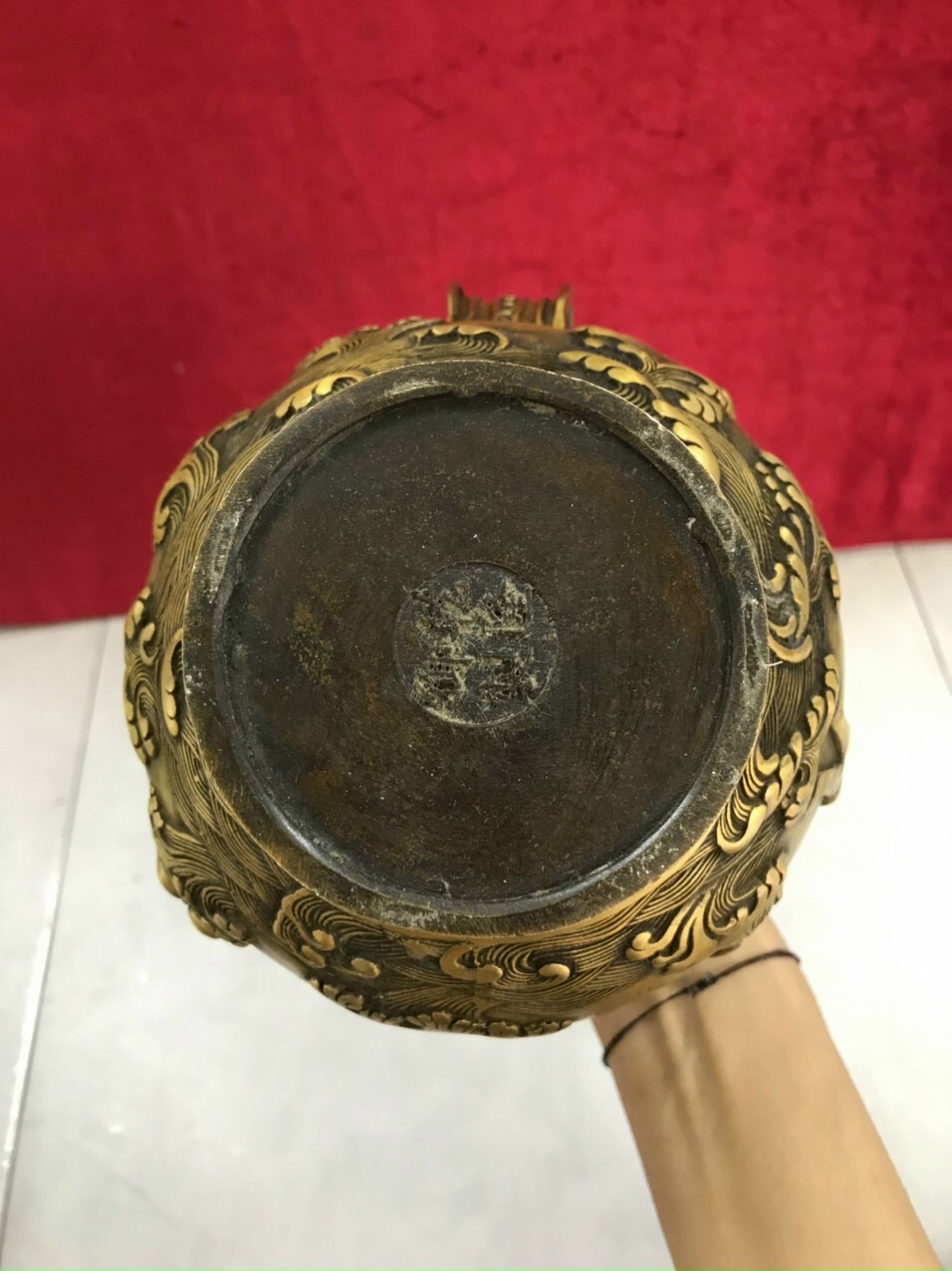 Ấm trà Bát Tiên cổ cao - Decor trang trí