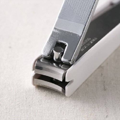 Bấm Móng Tay Inox Hoa Văn Kai Razor 01069-HC3604 Cỡ Lớn