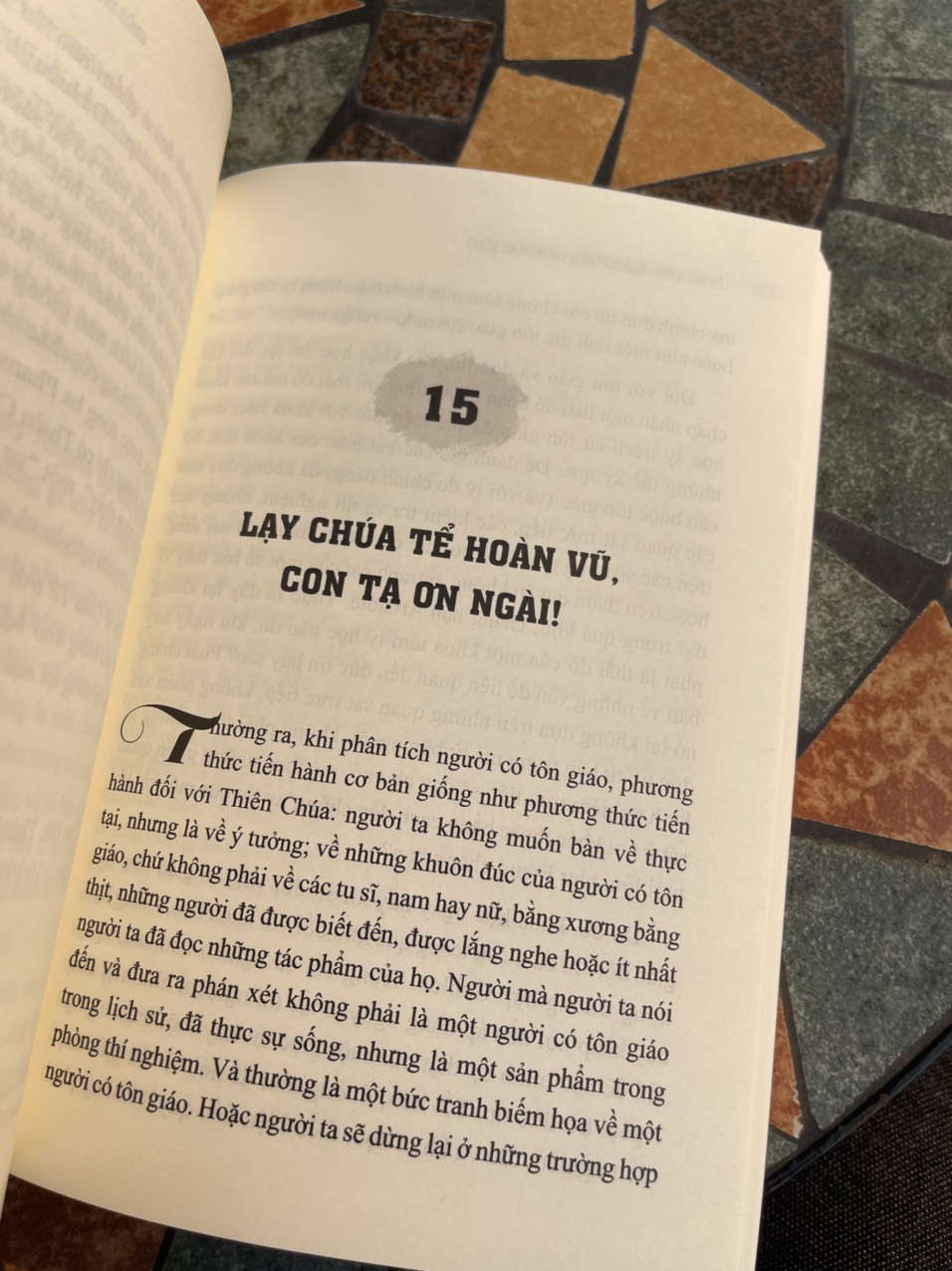 LÊN NÚI SINAI GẶP GỠ THIÊN CHÚA HẰNG SỐNG - Raniero Cantalamessa - Lm. Micae Trần Đình Quảng dịch – Nxb Đồng Nai