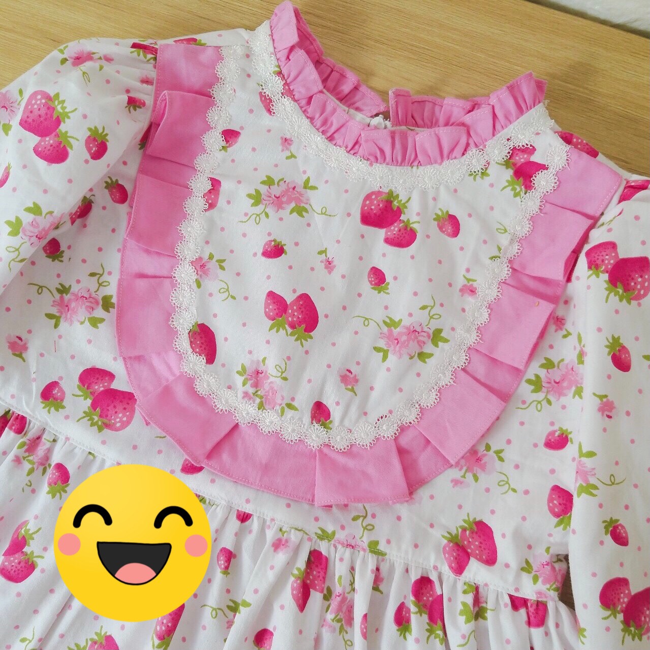 Váy Bé Gái Babydoll Hình Trái Dâu DA192