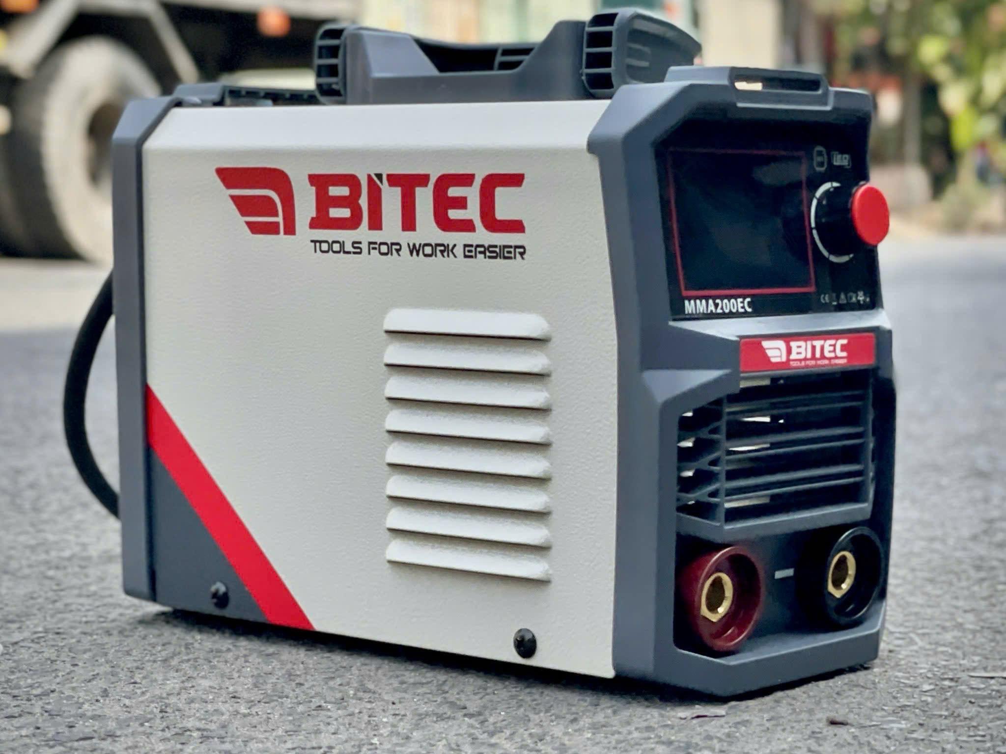 MÁY HÀN QUE 2.5MM 200A BTEC MMA-200EC- HÀNG CHÍNH HÃNG