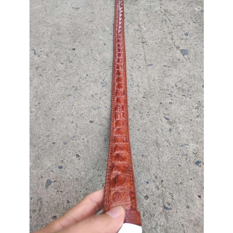 Nịt Da Cá Sấu Gai Liền Đan Viền Thủ Công N33ND2 (mặt vàng)